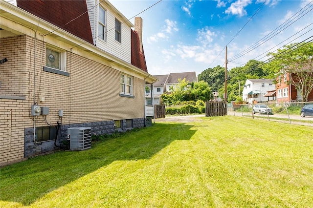 315 Wright St, Mckees Rocks, PA 15136 - view of yard with cooling unit