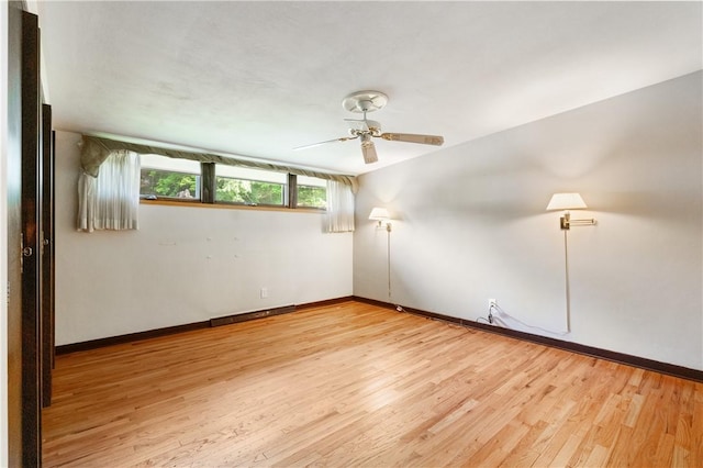 102 Colwyn Rd, Ross Twp, PA 15237 - spare room with light wood finished floors, baseboards, and a ceiling fan