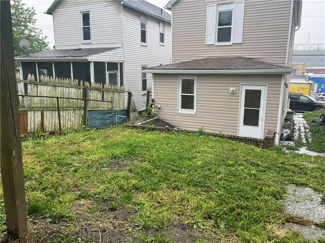 704 Ohio Ave, Glassport, PA 15045 - photo 10