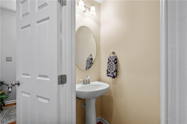 254 Maple Ridge Dr, Cecil, PA 15317 - bathroom with baseboards