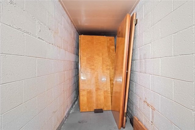109 Mattier Dr, Ohara, PA 15238 - hallway with concrete floors and concrete block wall