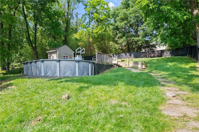 1006 Willow Glen Dr, Bethel Park, PA 15102 - view of yard featuring an outdoor pool