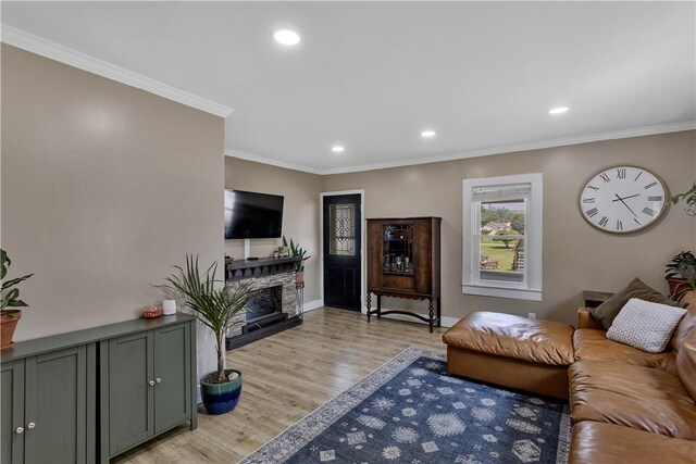 169 Plum Way, Wayne Twp Law, PA 16157 - living area with light wood finished floors, crown molding, recessed lighting, a fireplace, and baseboards