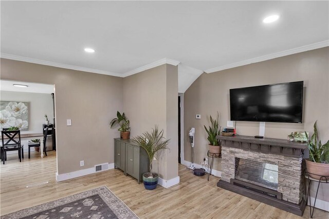 169 Plum Way, Wayne Twp Law, PA 16157 - living area featuring ornamental molding, wood finished floors, baseboards, recessed lighting, and a fireplace
