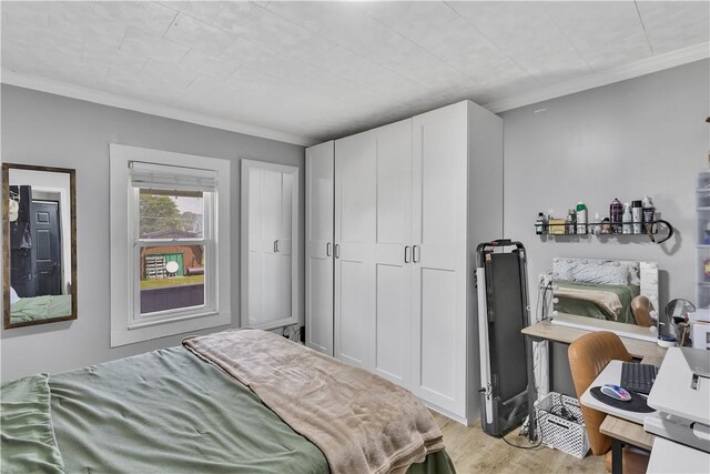 169 Plum Way, Wayne Twp Law, PA 16157 - bedroom with crown molding and light wood finished floors