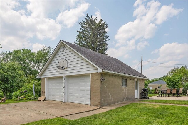 169 Plum Way, Wayne Twp Law, PA 16157 - view of detached garage