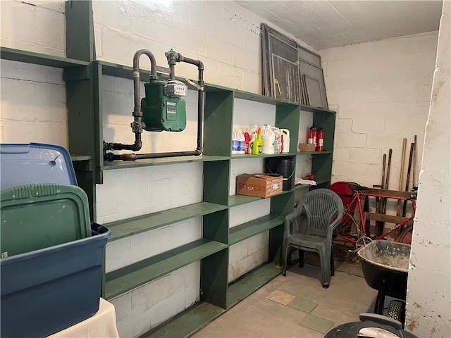 3884 E St, Perry Hilltop, PA 15214 - view of storage room