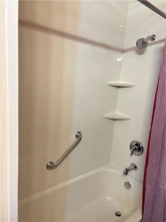 3884 E St, Perry Hilltop, PA 15214 - bathroom featuring shower / bathtub combination with curtain