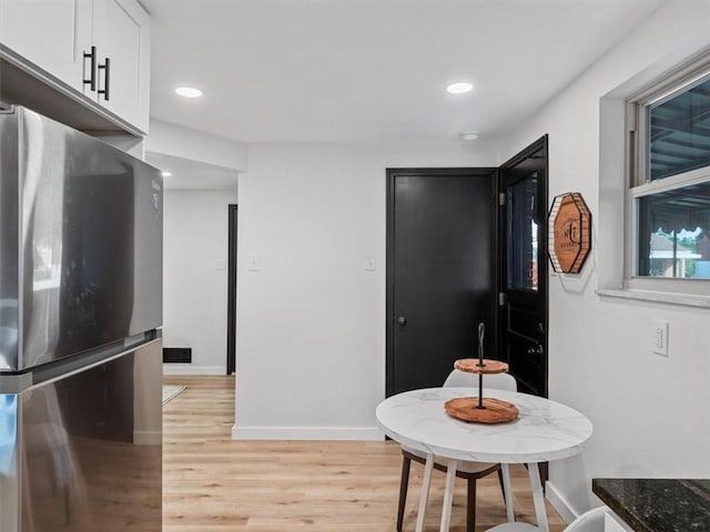 612 Blossom Dr, Baldwin Boro, PA 15236 - dining space featuring light wood-type flooring, baseboards, and recessed lighting