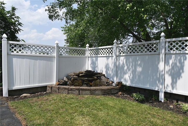 21 Leon Rd, Green Tree, PA 15220 - view of yard