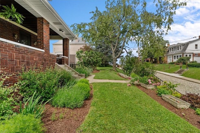 2352 Beaufort Ave, Brookline, PA 15226 - view of green lawn