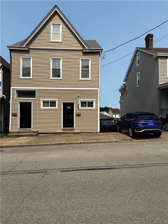 610 Southern Ave, Mt Washington, PA 15211 - view of traditional home