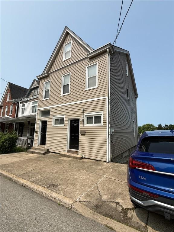 610 Southern Ave, Mt Washington, PA 15211 - view of front facade