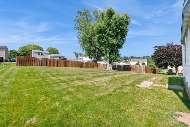 211 Old Meadow Dr, Hempfield Twp Wml, PA 15601 - view of yard