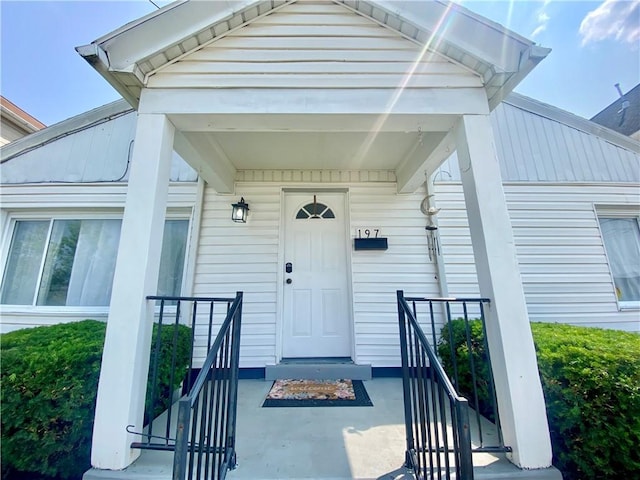 197 6th Ave, Freedom, PA 15042 - property entrance featuring a porch