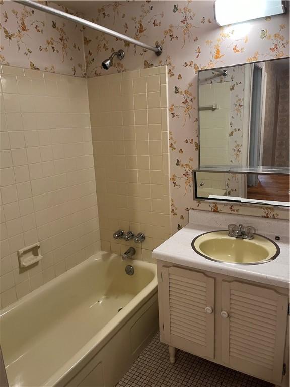 121 Cornwall, Ohara, PA 15238 - photo 17