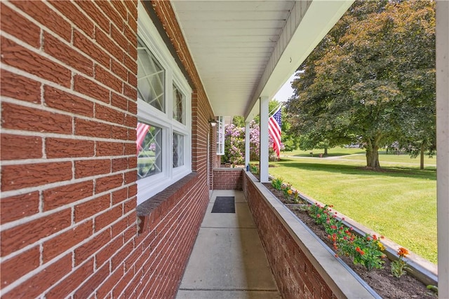 17 Lakeview Dr, Lackawannock Twp, PA 16159 - porch featuring a lawn