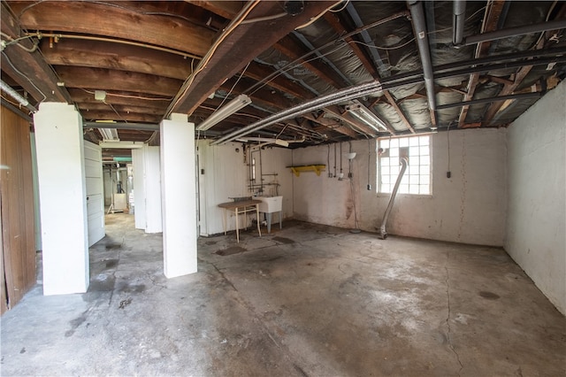 222-224 Alice St, Mount Oliver, PA 15210 - basement with a sink