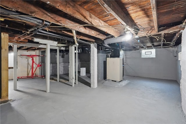 3009 33rd St, Pulaski Twp Bea, PA 15066 - below grade area with heating unit