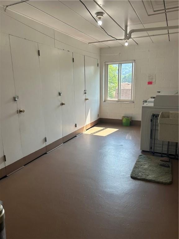 1326 6th Ave Unit 401, Beaver Falls, PA 15010 - basement with washer / dryer