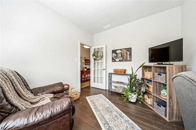 137 Summer Ln, Mount Pleasant Twp Was, PA 15057 - sitting room featuring wood finished floors
