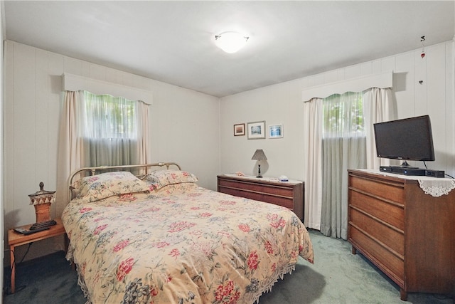 131 Howley Ave, Chippewa Twp, PA 15010 - bedroom featuring light carpet and multiple windows