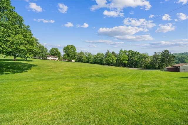 922 Old Ridge Rd, Cross Creek Twp, PA 15340 - view of grassy yard