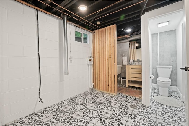 127 Greenview Dr, Penn Hills, PA 15147 - basement with a sink