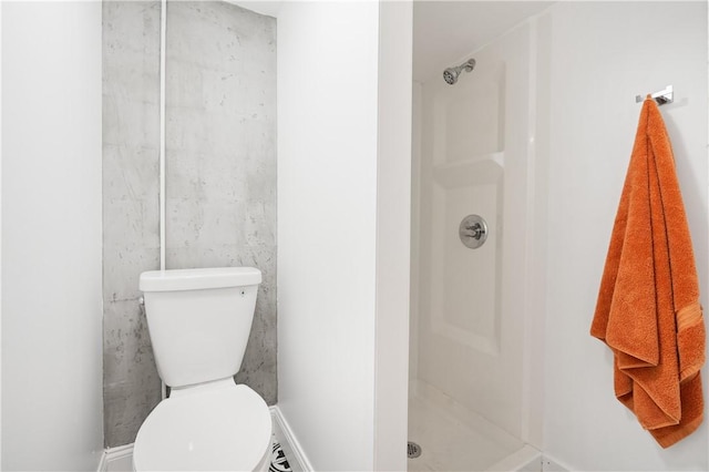 127 Greenview Dr, Penn Hills, PA 15147 - bathroom featuring a shower stall and toilet