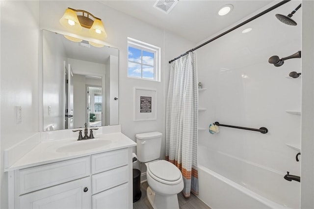 108 Berkshire Ct, Ohio Twp, PA 15237 - full bath with toilet, vanity, and shower / bath combo with shower curtain