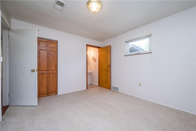102 Jordan St, Bethel Park, PA 15102 - unfurnished bedroom featuring light carpet and baseboards