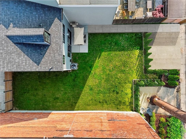 626 Suismon St, East Allegheny, PA 15212 - view of yard
