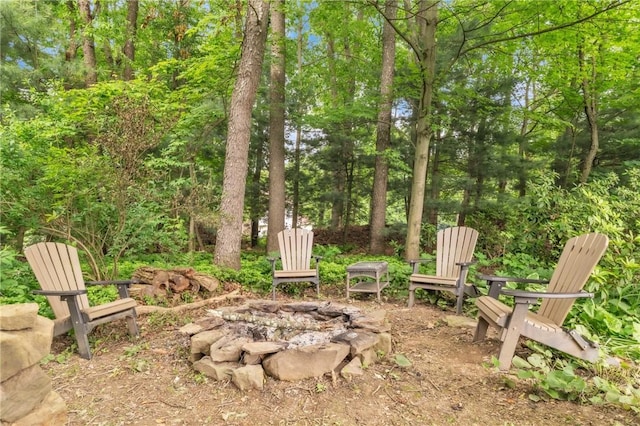 106 Shawnee Dr, Center Twp But, PA 16001 - view of yard featuring a fire pit