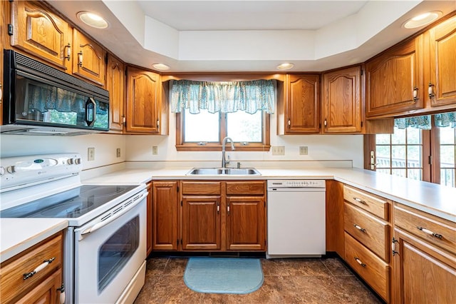 28 Saddlebrook Dr, Hempfield Twp Wml, PA 15601 - kitchen featuring white appliances, a sink, plenty of natural light, brown cabinetry, and recessed lighting