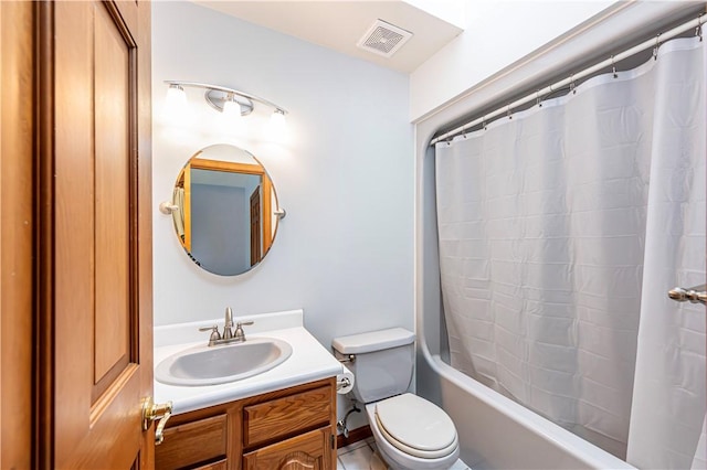 28 Saddlebrook Dr, Hempfield Twp Wml, PA 15601 - bathroom with vanity, toilet, and shower / tub combo with curtain