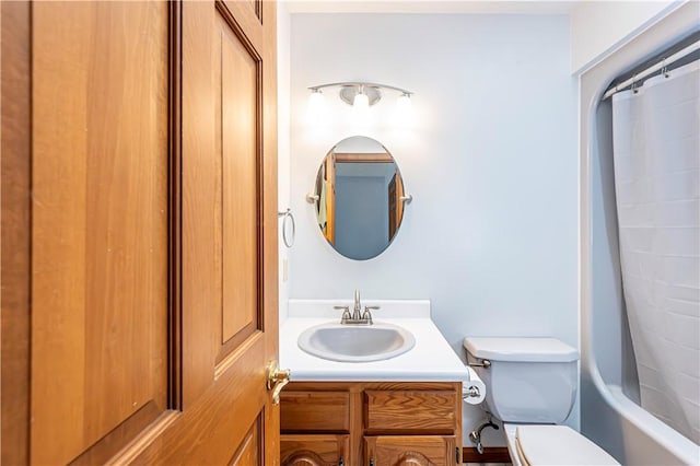 28 Saddlebrook Dr, Hempfield Twp Wml, PA 15601 - full bathroom with toilet, vanity, and shower / bathtub combination with curtain