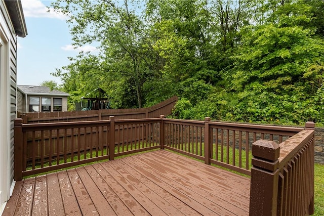 509 Cresthaven Dr, Plum Boro, PA 15239 - wooden terrace featuring a fenced backyard