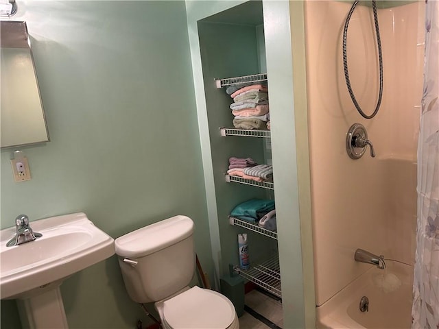 1214 Ridge Blvd, Dunbar Twp, PA 15425 - bathroom featuring toilet, shower / tub combo, and a sink
