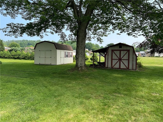 1214 Ridge Blvd, Dunbar Twp, PA 15425 - view of green lawn