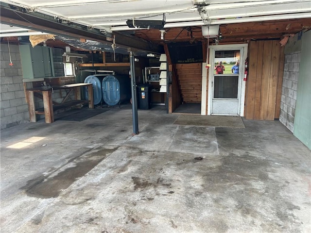 1214 Ridge Blvd, Dunbar Twp, PA 15425 - garage with oil tank
