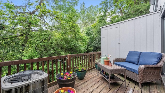 718 Carriage Cir, Pennsbury, PA 15205 - deck with central AC unit