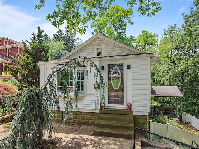 2001 Potomac Ave, Banksville/Westwood, PA 15216 - view of front of house with entry steps