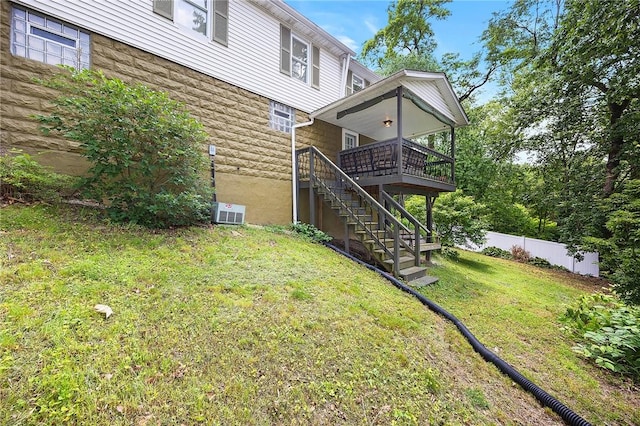 2001 Potomac Ave, Banksville/Westwood, PA 15216 - rear view of house with stairs and a deck