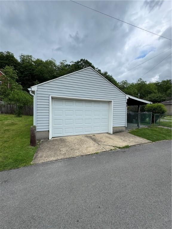 661 Johnston Ave, Kittanning Boro, PA 16201 - view of detached garage