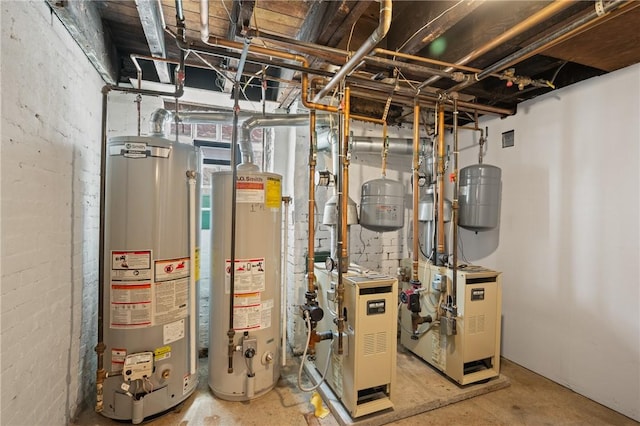 130 Pearl St, Bloomfield, PA 15224 - utilities featuring water heater and a heating unit