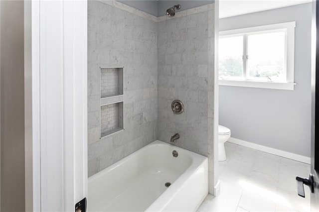 200 Centerwood Cir, South Union Twp, PA 15401 - bathroom featuring toilet, baseboards, and bathing tub / shower combination