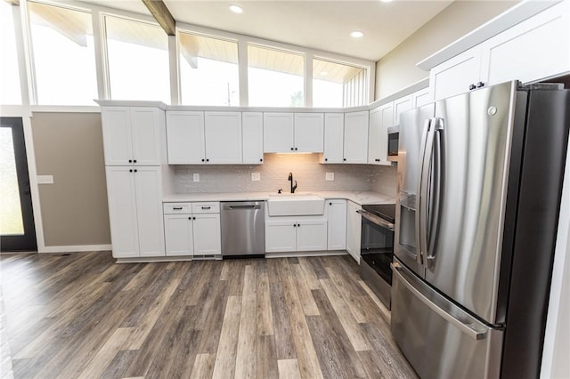 200 Centerwood Cir, South Union Twp, PA 15401 - kitchen featuring stainless steel appliances, a sink, light countertops, wood finished floors, and recessed lighting