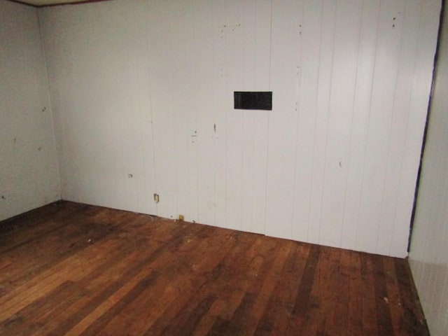 945 Roup Ave, Brackenridge, PA 15014 - spare room with wood finished floors