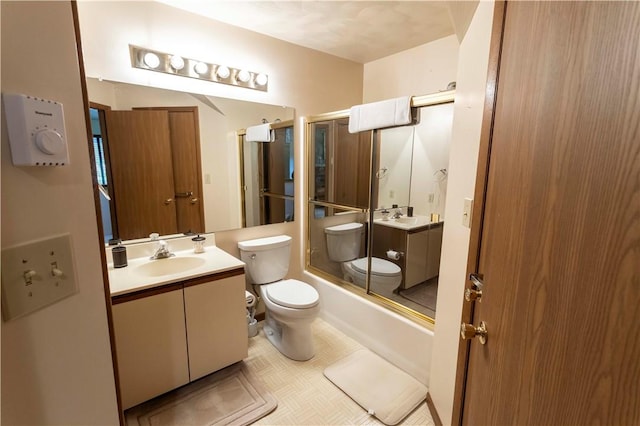 3908 Swiss Mountain Dr, Seven Springs Resort, PA 15622 - bathroom featuring toilet, vanity, and bath / shower combo with glass door