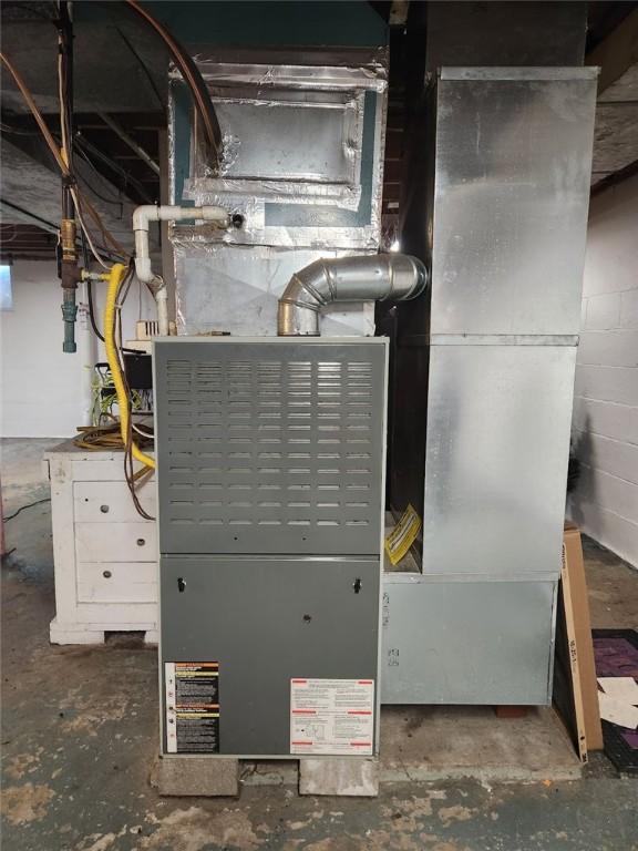 145 7th St, E Butler Boro, PA 16029 - view of utility room